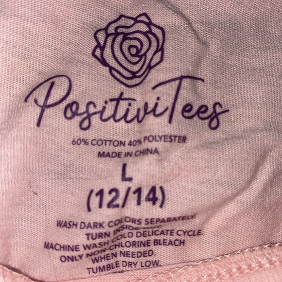 Mama needs wine graphic tee size L - Picture 2 of 2